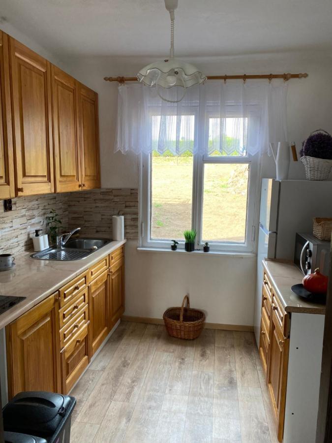 Chata Na Hadine - 30M Od Vody Humpolec Exteriér fotografie